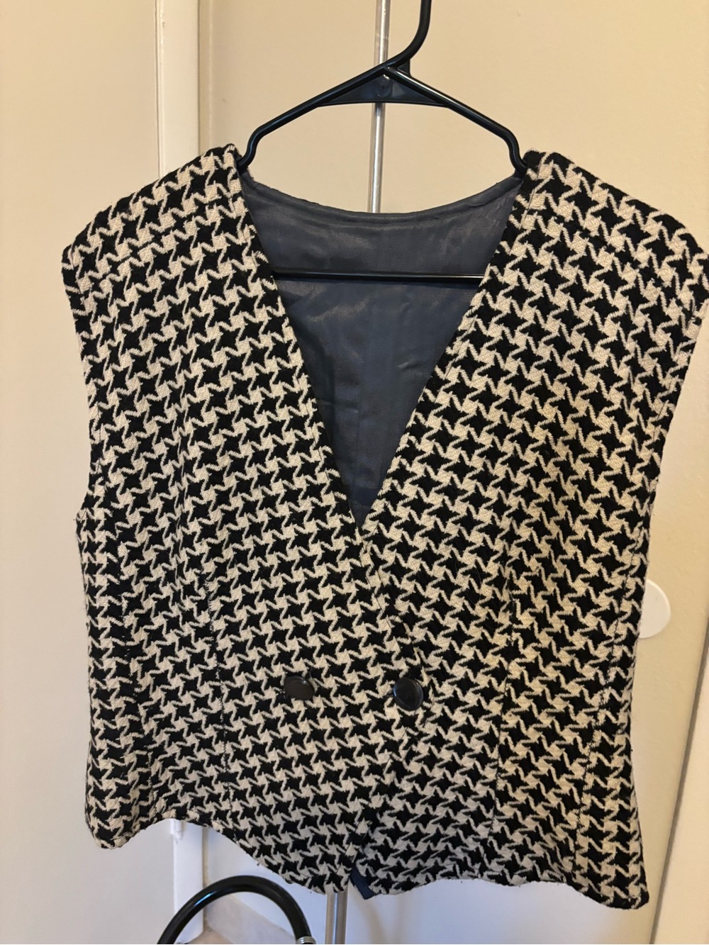 Tailored Houndstooth Sleeveless Vest - Black & White
